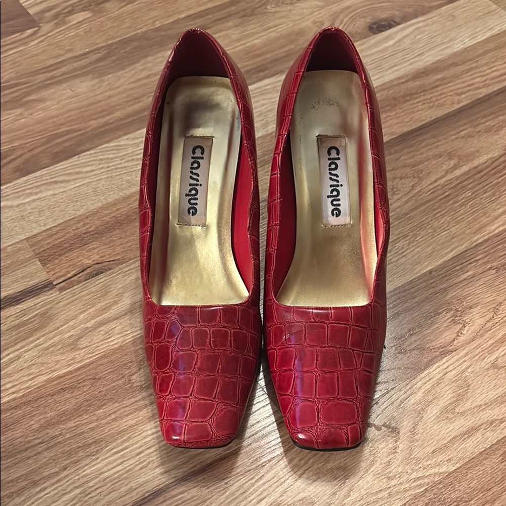 Red Croc-Embossed Women's Shoes